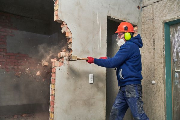 Concrete Wall Demolition in Cedar Park